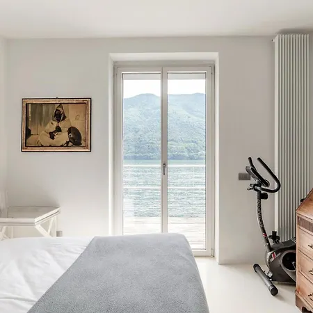 Villa Irene By Quokka 360 - Exclusive Lakefront Retreat On *