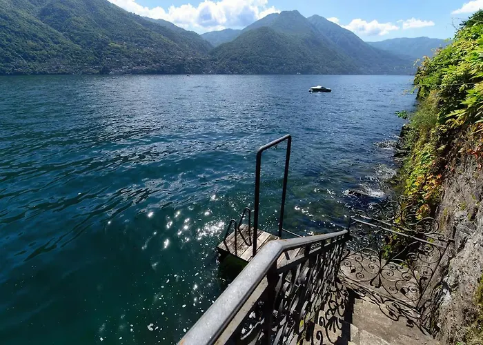 Βίλα Irene By Quokka 360 - Exclusive Lakefront Retreat On Brienno
